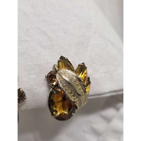 Vtg Brown Marquise plastic Rhinestone Clip On Earrings Gold Tone Prong Set Leaf - Picture 4 of 13